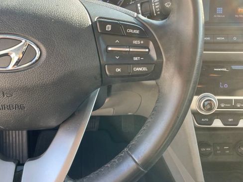 Used 2019 Hyundai Elantra Value Edition FWD image 13