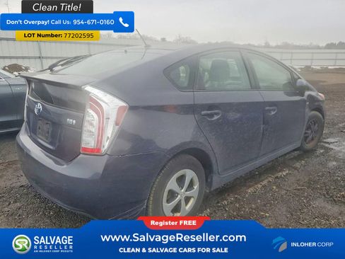 Used 2014 Toyota Prius Two image 4