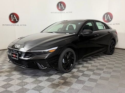 New 2026 Hyundai Elantra SEL Sport Premium FWD image 2