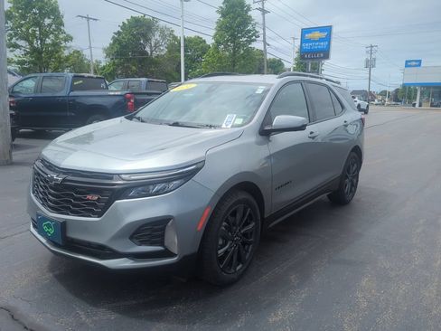 Certified 2024 Chevrolet Equinox RS FWD image 4