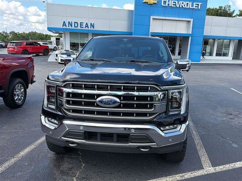 Used 2022 Ford F150 Lariat w/ Equipment Group 502A High AWD/4WD image 3