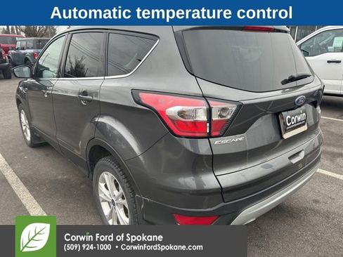 Used 2017 Ford Escape SE w/ SE Cold Weather Package image 5