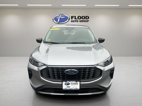 Used 2023 Ford Escape Active AWD/4WD image 2