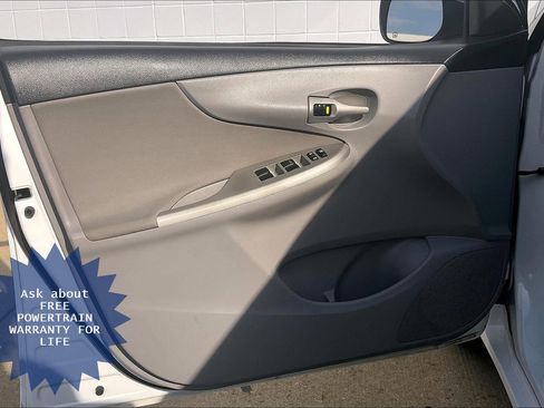 Used 2011 Toyota Corolla LE FWD image 26
