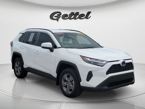 Certified 2024 Toyota RAV4 XLE AWD/4WD image 3