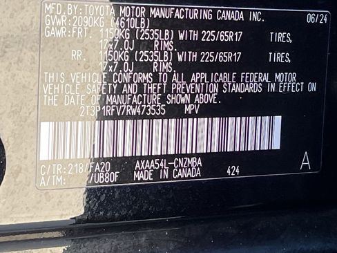 Used 2024 Toyota RAV4 XLE AWD/4WD image 28