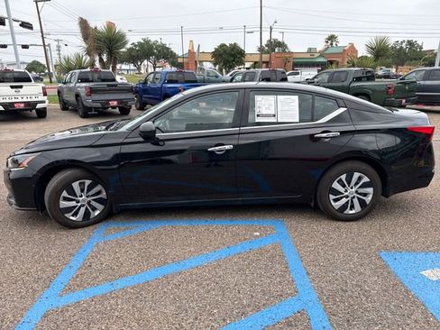Certified 2025 Nissan Altima 2.5 S FWD image 3