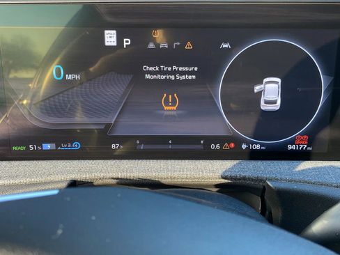 Used 2022 Kia EV6 Wind RWD image 13