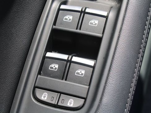 Used 2023 Audi Q7 3.0T Premium Plus w/ Premium Plus Package AWD/4WD image 21