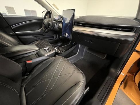 Used 2023 Ford Mustang Mach-E Select image 10
