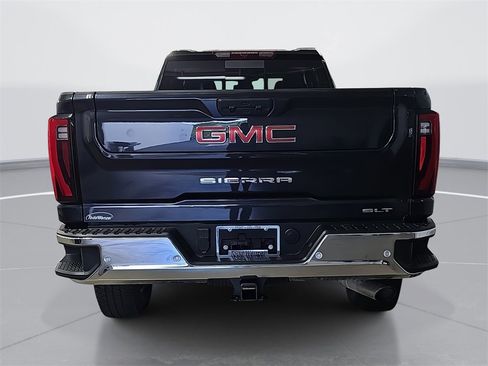 Certified 2025 GMC Sierra 2500 SLT w/ SLT Premium Package image 5