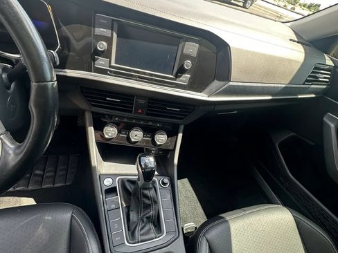Used 2024 Volkswagen Jetta SE FWD image 26