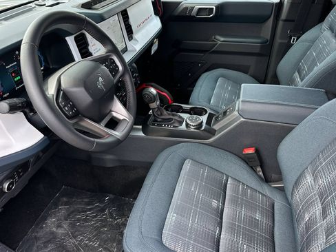 New 2026 Ford Bronco Heritage Edition AWD/4WD image 9
