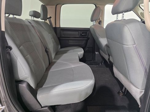 Used 2018 RAM 1500 Express image 23