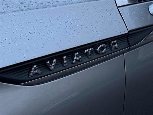 Used 2021 Lincoln Aviator Reserve w/ Equipment Group 201A image 19