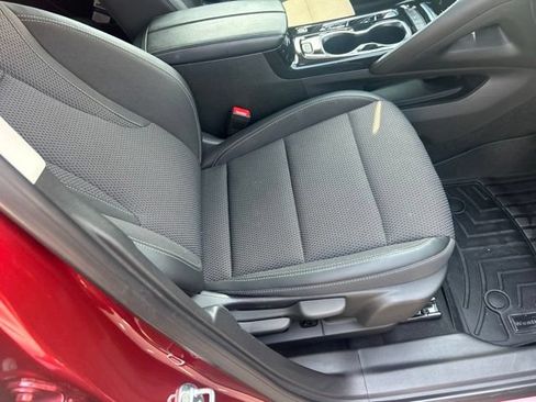 Used 2023 Buick Envision Preferred FWD image 13