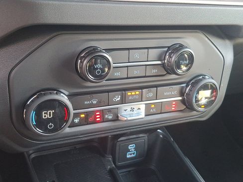 Certified 2025 Ford Bronco Outer Banks AWD/4WD image 15