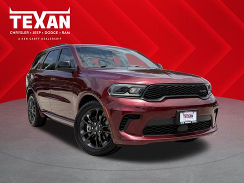 Used 2023 Dodge Durango GT RWD image 1