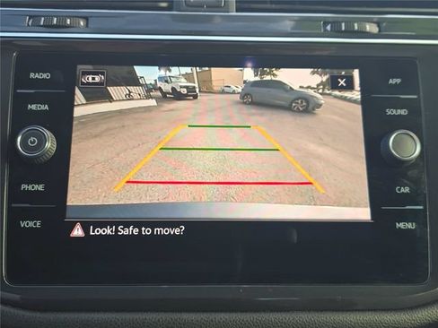 Used 2021 Volkswagen Tiguan SE R-Line FWD image 21