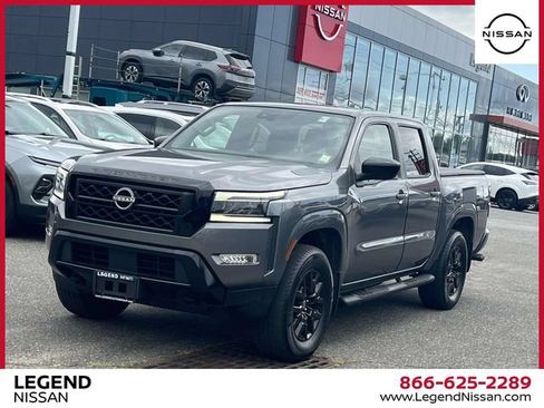 Used 2023 Nissan Frontier SV w/ Midnight Edition Package AWD/4WD image 4