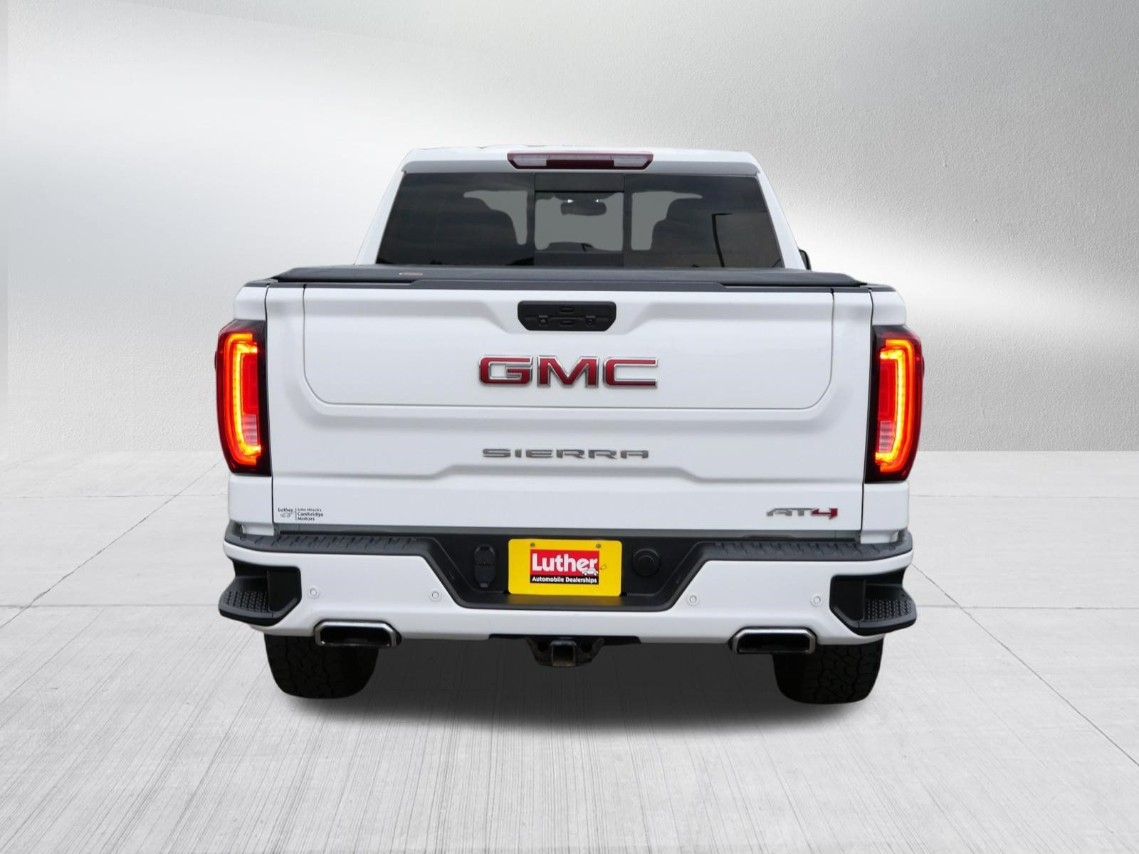 Certified 2021 GMC Sierra 1500 AT4 w/ AT4 Premium Package AWD/4WD image 6
