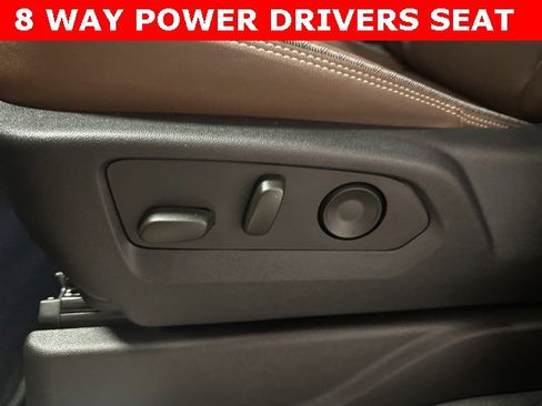 Used 2023 Chevrolet Tahoe High Country image 8