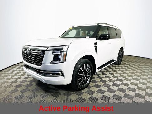 Certified 2025 Nissan Armada Platinum Reserve image 7