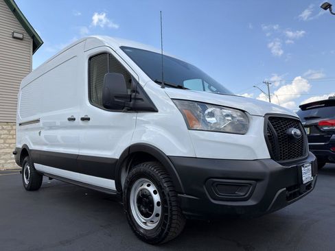Used 2023 Ford Transit 250 Medium Roof RWD image 4