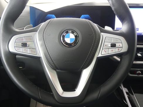 Certified 2025 BMW X7 xDrive40i w/ Premium Package image 18