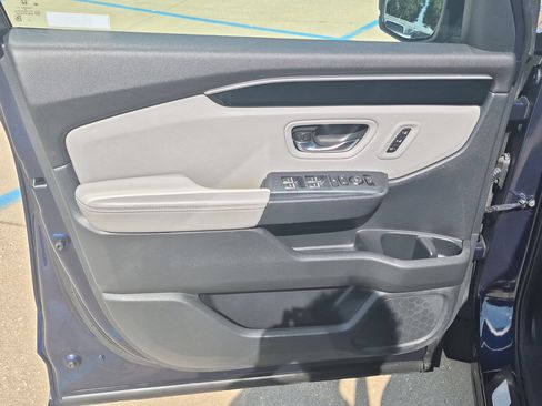 Certified 2024 Honda Pilot EX-L image 13