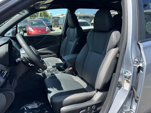 Used 2025 Subaru Forester Wilderness w/ Wilderness Package AWD/4WD image 11