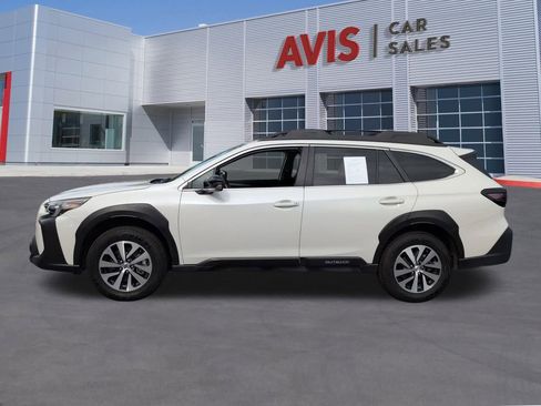 Used 2025 Subaru Outback Premium image 10