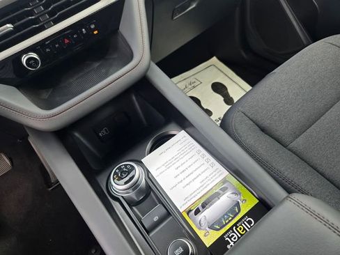 New 2026 Ford Explorer Active image 18