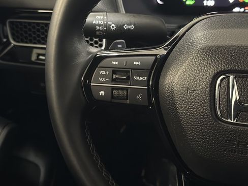 Used 2025 Honda Civic Sport image 29