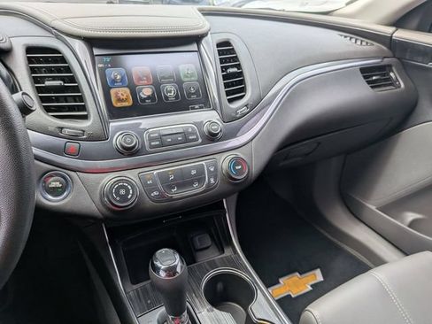 Used 2019 Chevrolet Impala LS FWD image 23