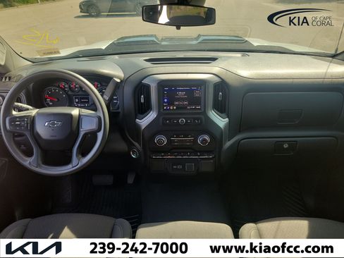 Used 2024 Chevrolet Silverado 1500 Custom Trail Boss AWD/4WD image 17