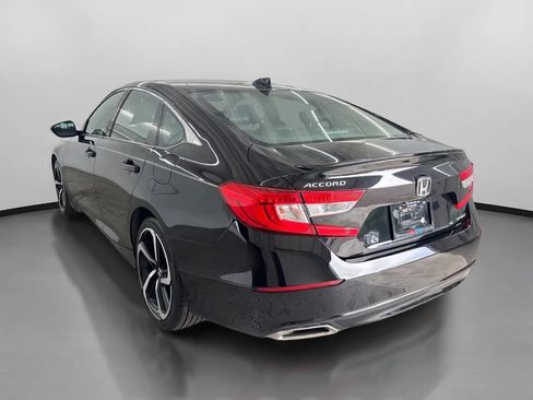 Used 2018 Honda Accord Sport image 7