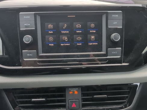 Used 2023 Volkswagen Taos S image 12