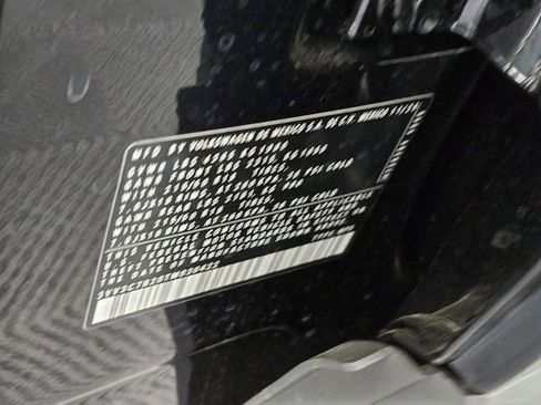 New 2026 Volkswagen Taos SE image 16