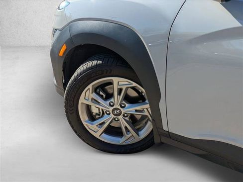 Used 2023 Hyundai Kona SEL image 10