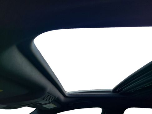 Used 2018 BMW 330i xDrive Sedan image 17