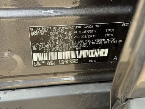 Used 2025 Toyota RAV4 XLE Premium FWD image 36