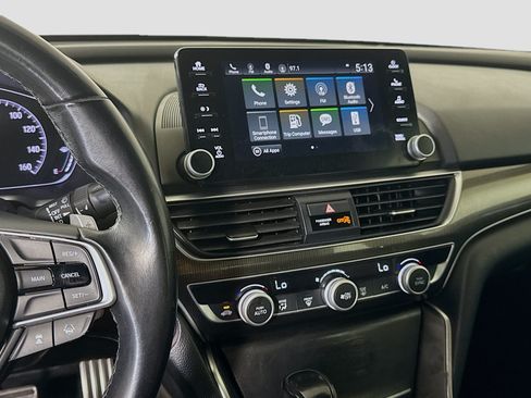 Used 2019 Honda Accord Sport image 18
