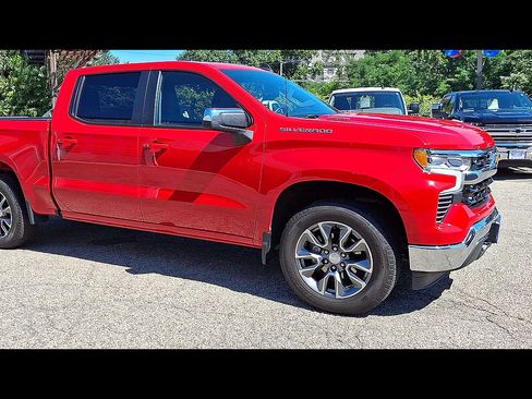 Certified 2024 Chevrolet Silverado 1500 LT AWD/4WD image 2