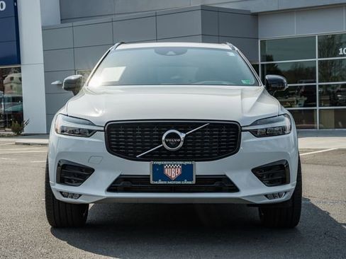 Used 2021 Volvo XC60 T6 R-Design w/ Advanced Package image 2