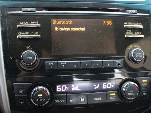 Used 2013 Nissan Altima 2.5 SV FWD image 15