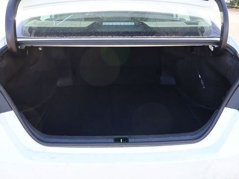 Used 2024 Toyota Camry SE image 6