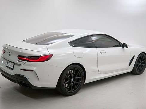 Used 2022 BMW M850i xDrive Coupe image 10