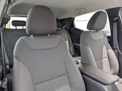 Used 2023 Chevrolet Bolt EUV LT w/ Driver Confidence Package FWD image 13