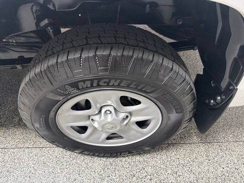 Used 2021 Toyota Tundra SR5 RWD image 15